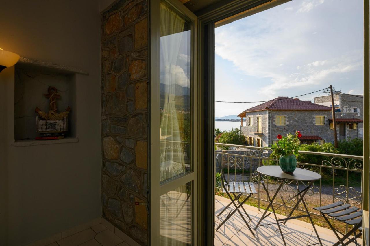 Μαϊστράλι Apartment Kotronion  Exterior photo