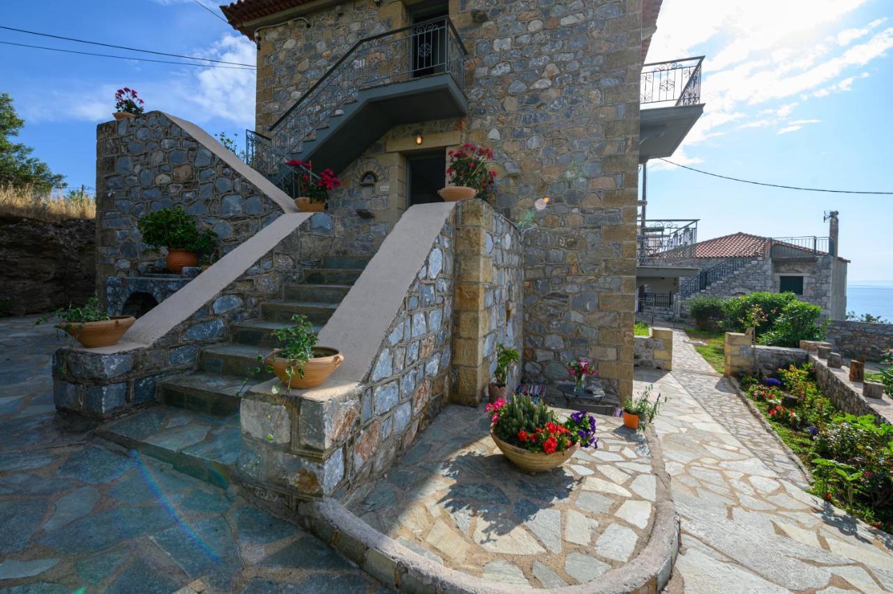 Μαϊστράλι Apartment Kotronion  Exterior photo